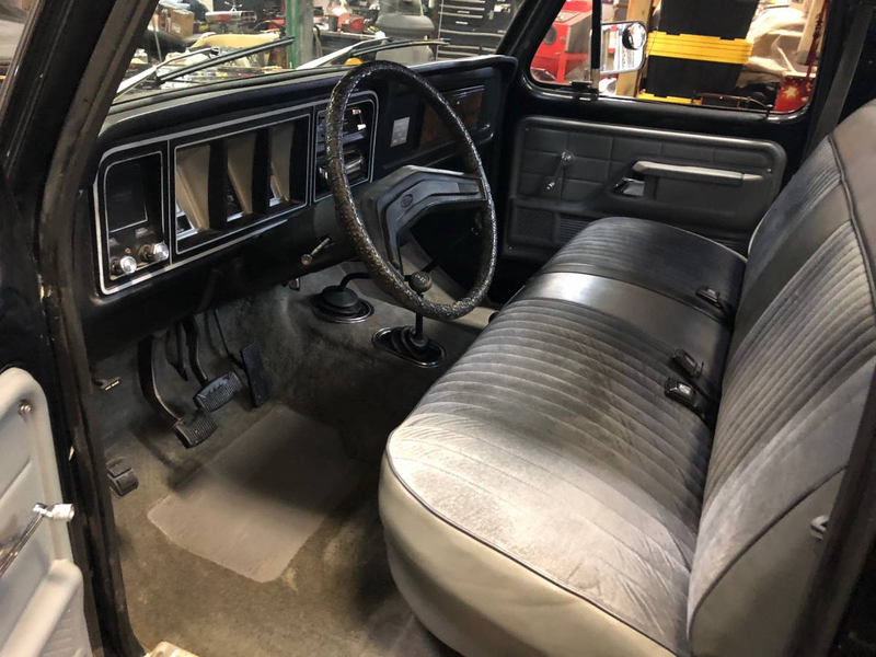 Illustration for article titled At $15,000, Could This 1979 Ford F150 4X4 Short-Bed Make Your Shortlist?